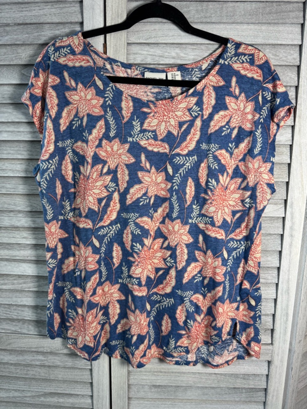 Rachel Zoe Blue with Red & Cream Floral Cap Sleeve 100% Linen Tee